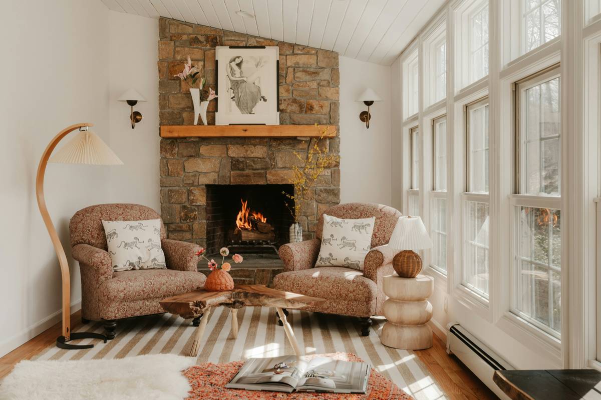 rustic thanksgiving home decor with layered textures and natural elements